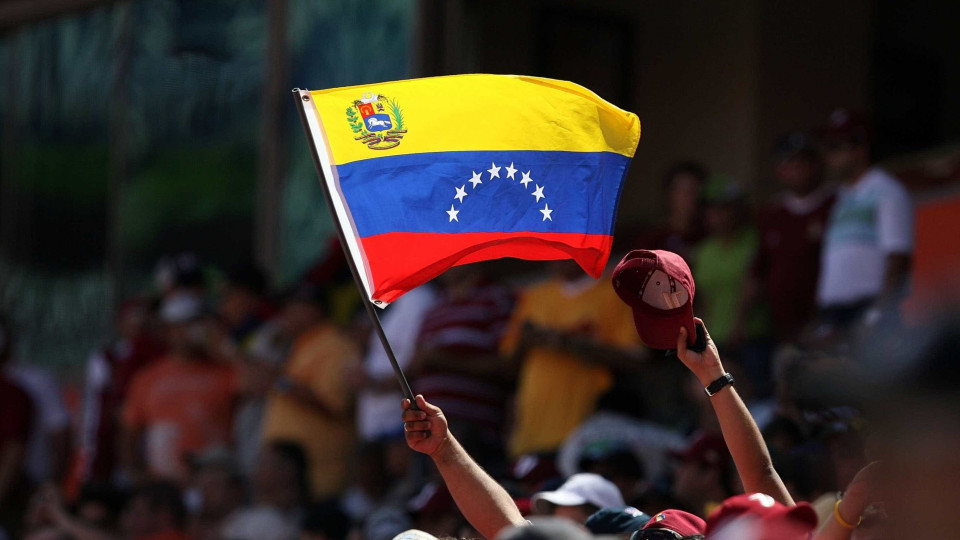 Venezuela: UE e EUA comprometem-se a apoiar negociações para eleições