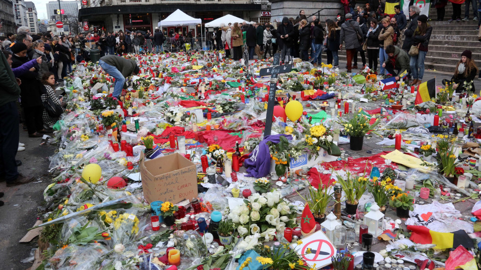 Bruxelas: 15 mil pessoas esperadas na marcha de hoje contra o terror