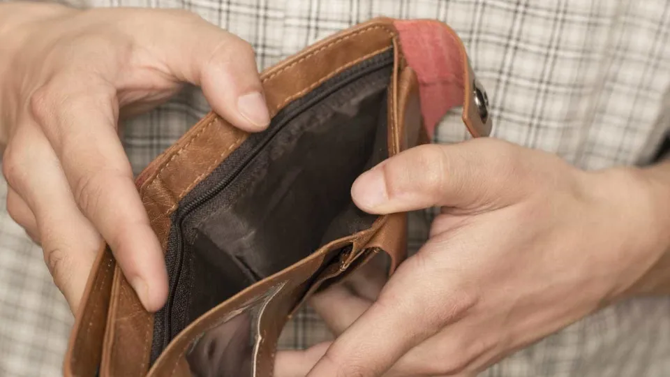 Férias? Uma em cada quatro pessoas não consegue pagar semana fora