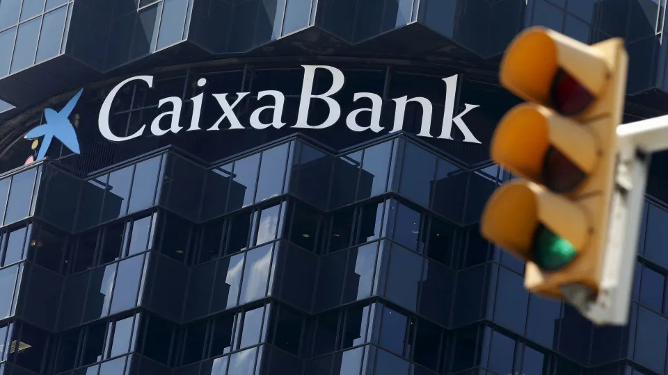 Adiada audição de ex-presidente do CaixaBank sobre BPI