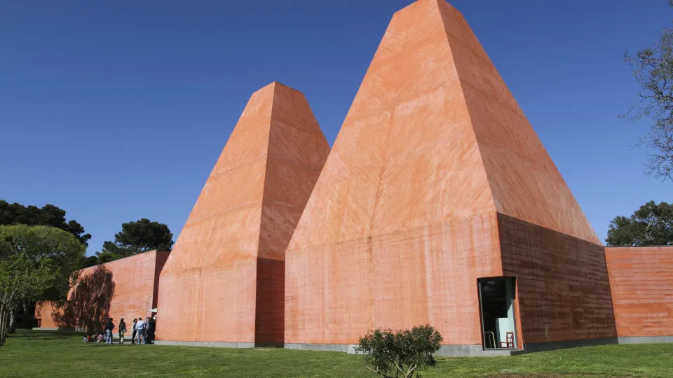 Obras de Manuel Amado selecionadas por Paula Rego na Casa das Histórias