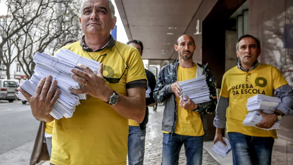 Polémica entre Marcelo e colégios. Belém nega declarações