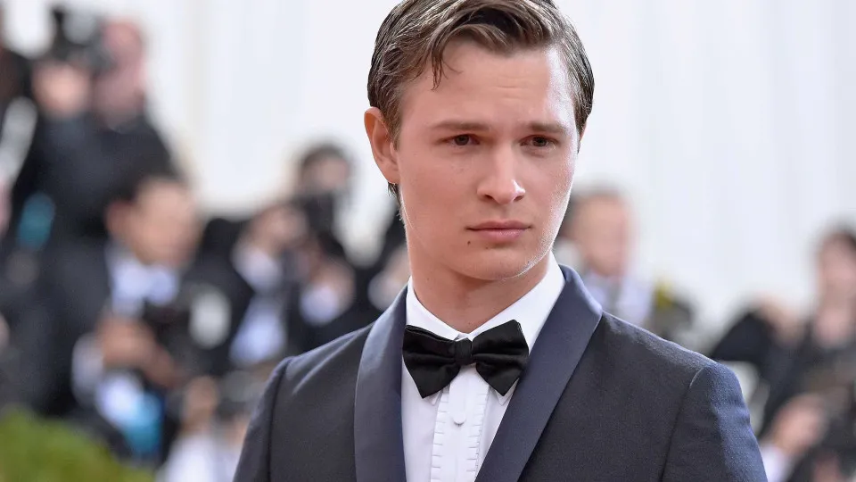 Ansel Elgort, ator de 'A Culpa é das Estrelas', acusado de abuso sexual