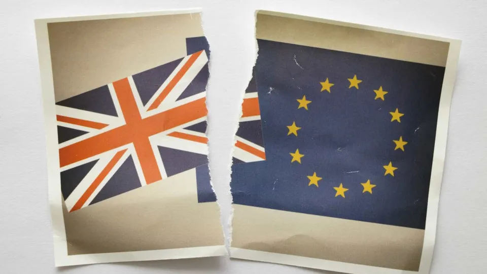 Respostas às dúvidas que assombram portugueses após vitória do Brexit
