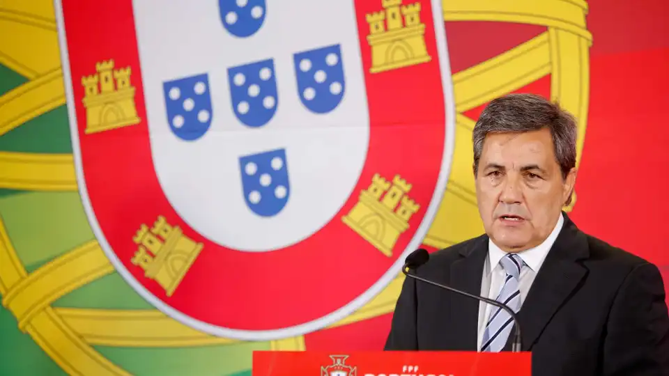 Fernando Gomes felicita equipa feminina do Benfica pelo tetracampeonato