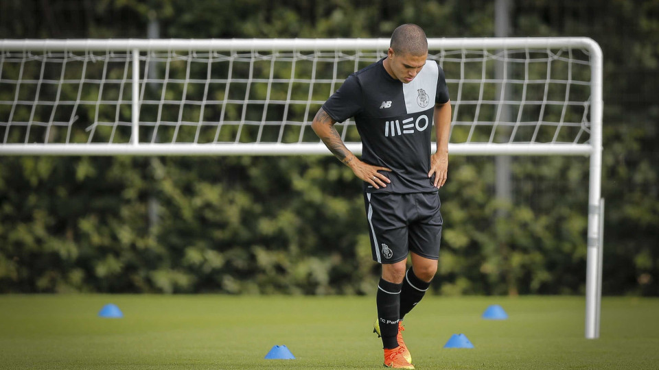 "Estive muito triste mas o presidente do FC Porto ajudou-me"