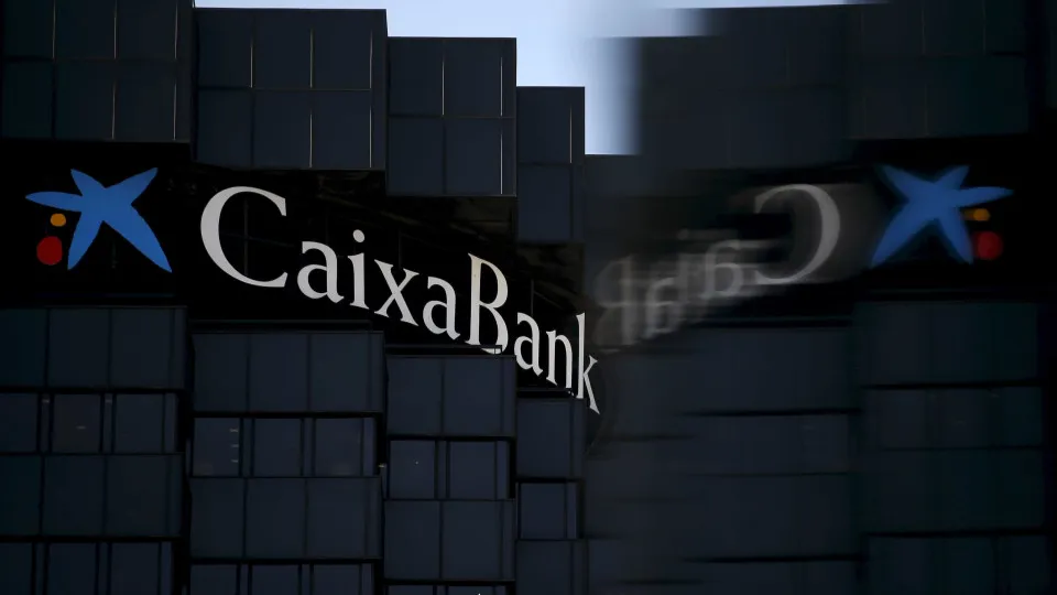 Lucro do CaixaBank subiu para 4.248 milhões nos primeiros 9 meses do ano