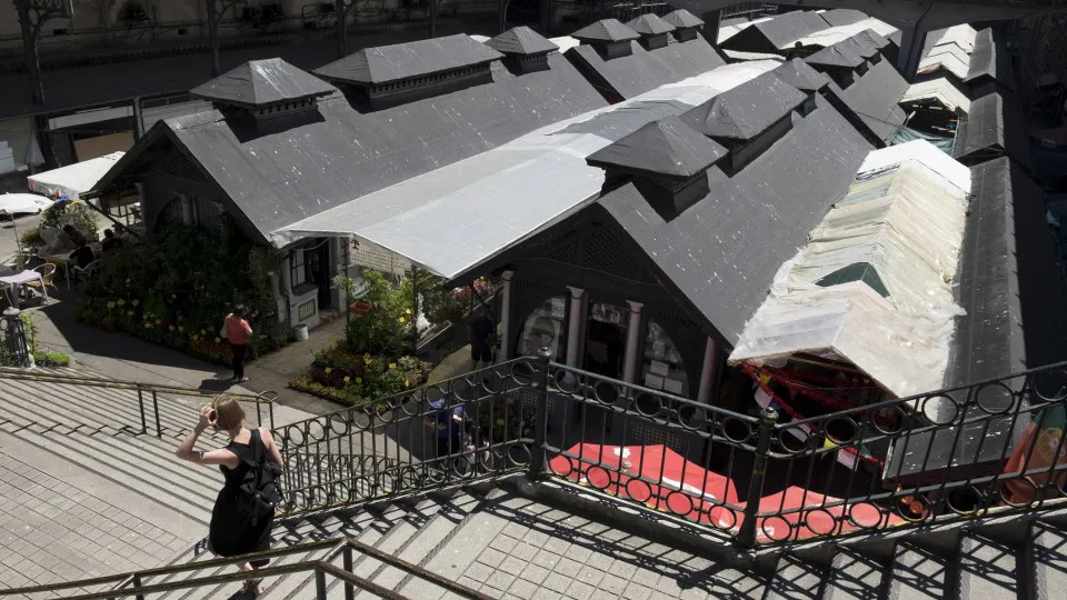 Massena critica "demolição profunda" de património no Bolhão do Porto