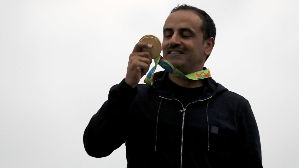 Fehaid al-Deehani: O primeiro atleta independente a ganhar o Ouro