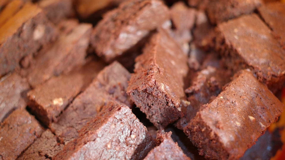 Pai de 53 anos come brownies com cannabis deixados pelos filhos