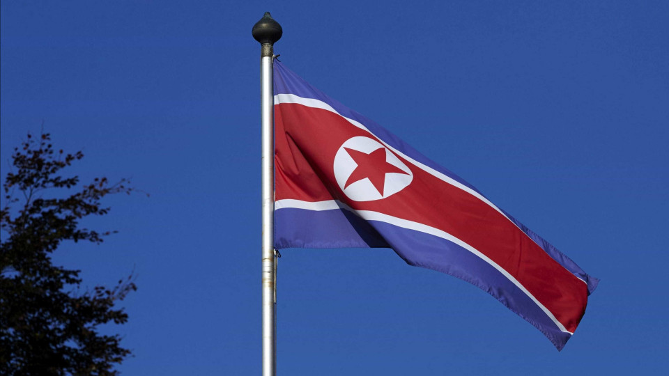 Pyongyang condena exercícios militares entre EUA, Japão e Coreia do Sul