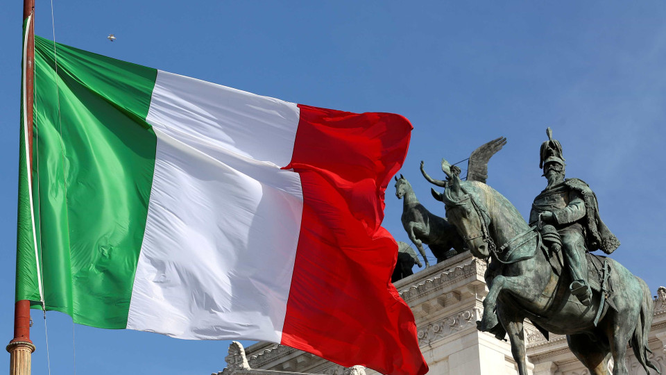 Itália anuncia novas apreensões de bens de oligarcas russos