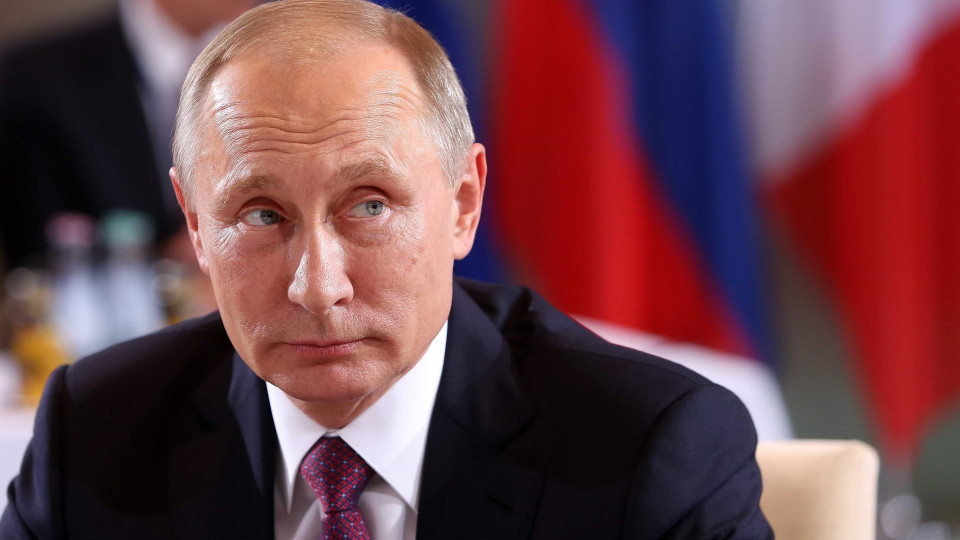 Putin pede a russos para acreditarem no país e se manterem unidos em 2017