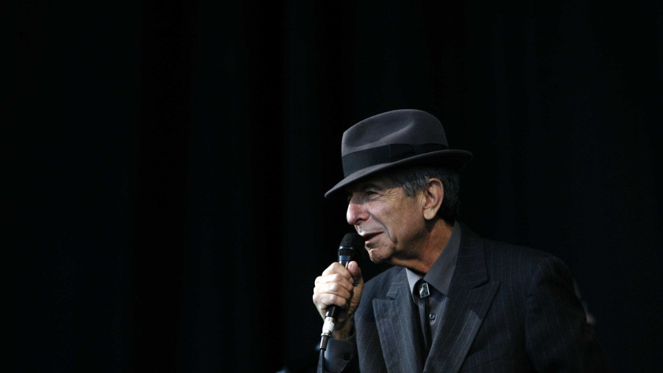 Relógio d'Água publica 'A Chama' de Leonard Cohen e 'O doente inglês'