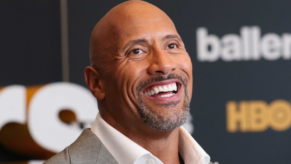 Dwayne Johnson põe quinta à venda. Ator irá perder dinheiro com o negócio