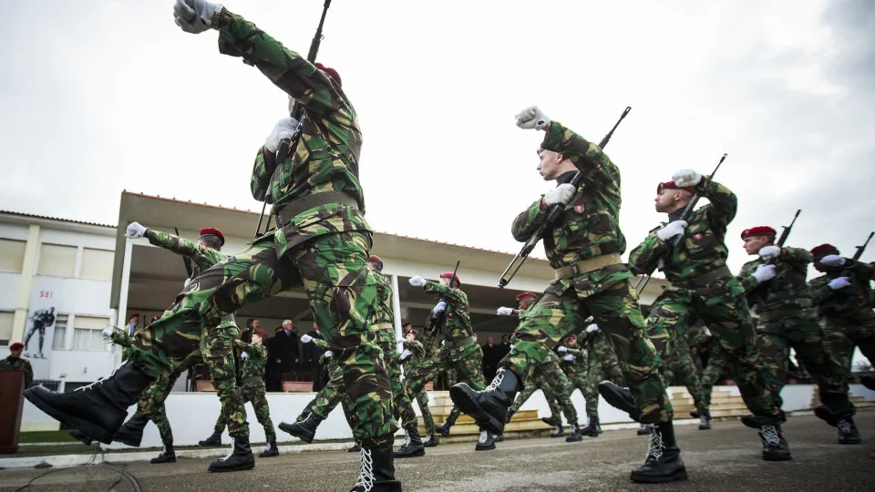 Comandos. Exército instaura processos disciplinares a três instrutores