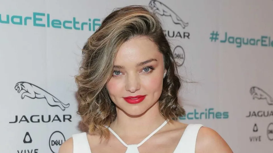 Miranda Kerr revela que o nome do filho é uma homenagem ao falecido avô