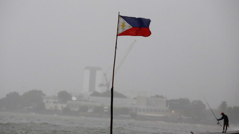 Filipinas e Japão realizam 1.º exercício conjunto no Mar da China Meridional