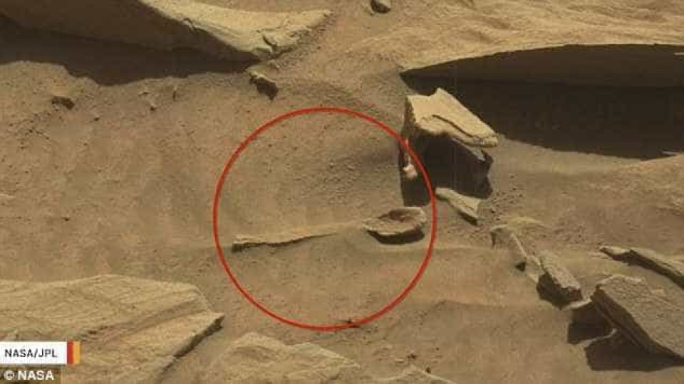Há quem acredite que foi encontrada uma colher em Marte. Veja as imagens