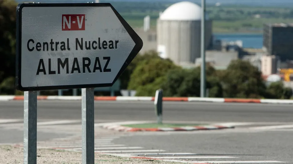 Continuidade de central nuclear de Almaraz é "um erro"