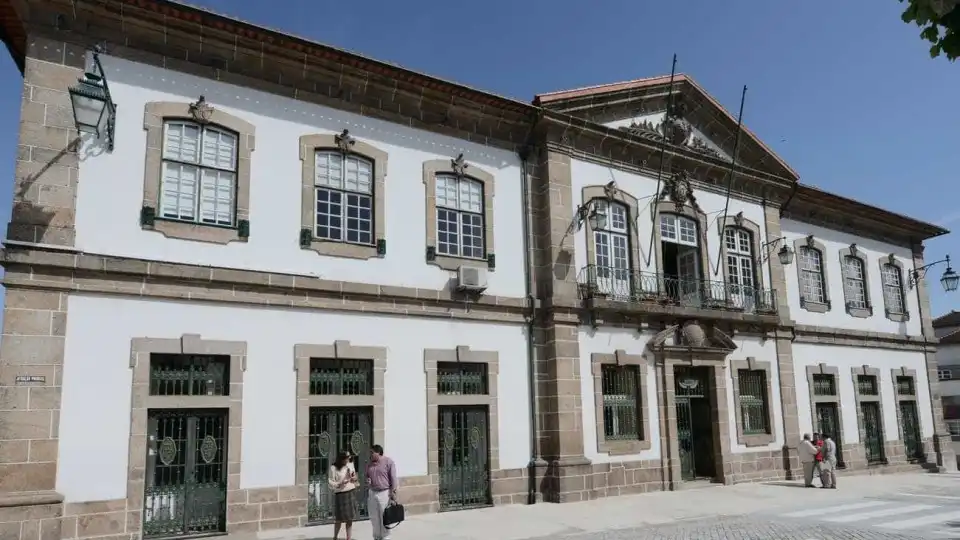 Tribunal dá razão à Câmara de Penafiel no diferendo com Universidade Sénior