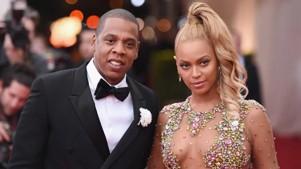 Casa de Beyoncé e Jay-Z foi incendiada