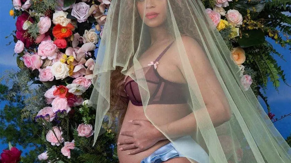 Confirma-se! Beyoncé está grávida... de gémeos
