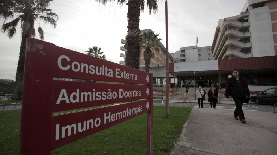 Enfermeira atacada no estacionamento do Hospital Garcia de Orta