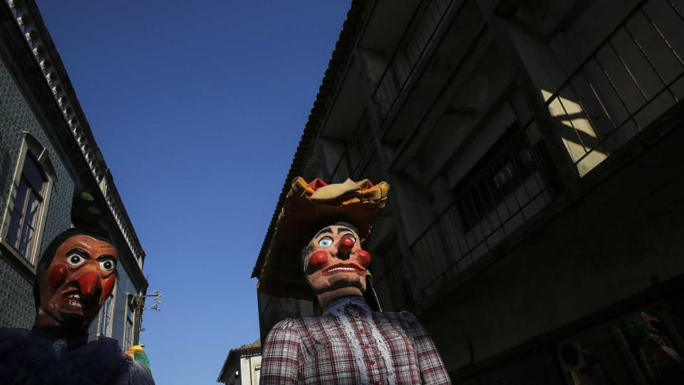 Portadores de bilhete apeado impedidos de entrar no Carnaval de Ovar