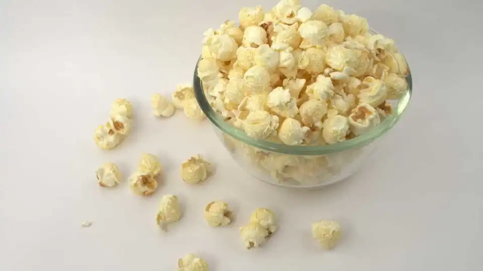 O tradicional snack de cinema pode ajudar a afugentar baratas