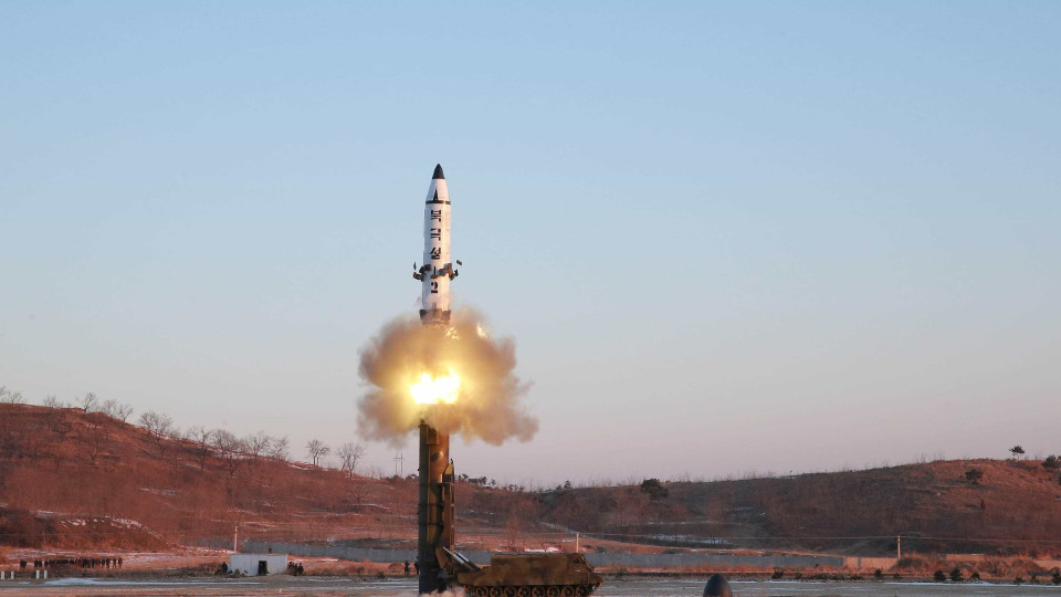 EUA condenam lançamento de míssil balístico da Coreia do Norte 