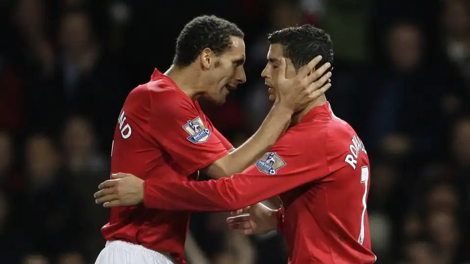 Rio Ferdinand rende-se a Cristiano Ronaldo após festa de Portugal no Euro