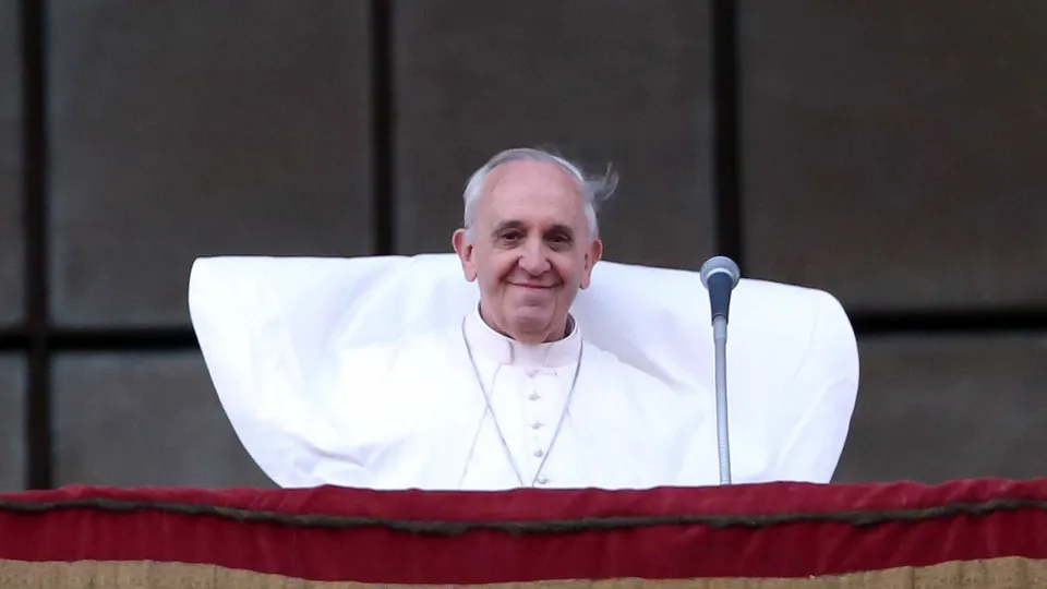 Papa Francisco sem renúncia à vista apesar de problemas físicos