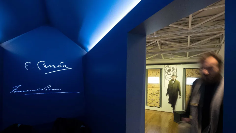 Casa Fernando Pessoa faz tertúlia sobre o amor