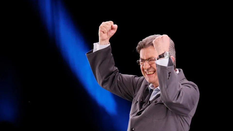 Mélenchon, a figura central da esquerda