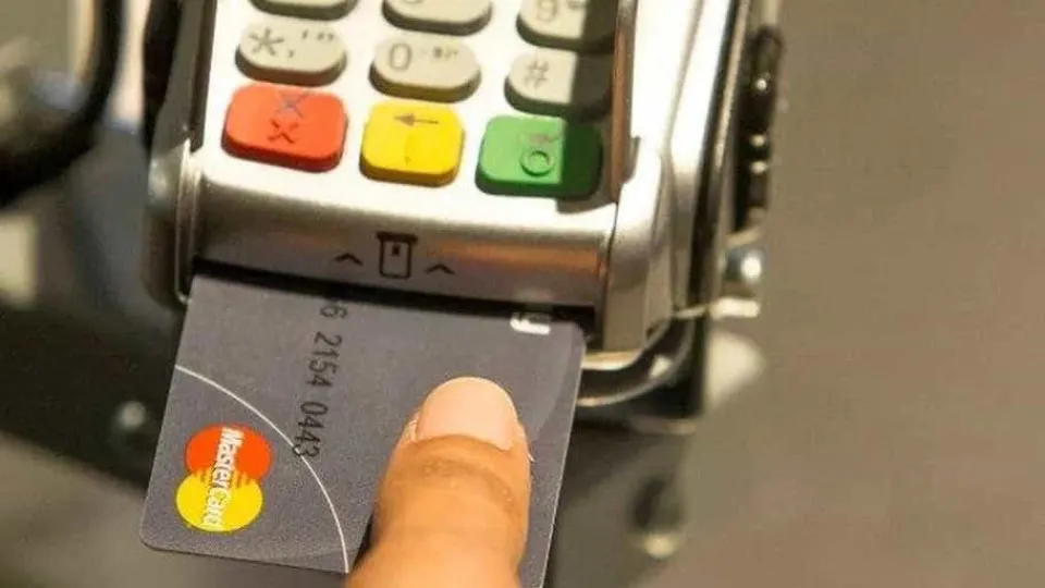 Mastercard apresenta calculadora de carbono para bancos
