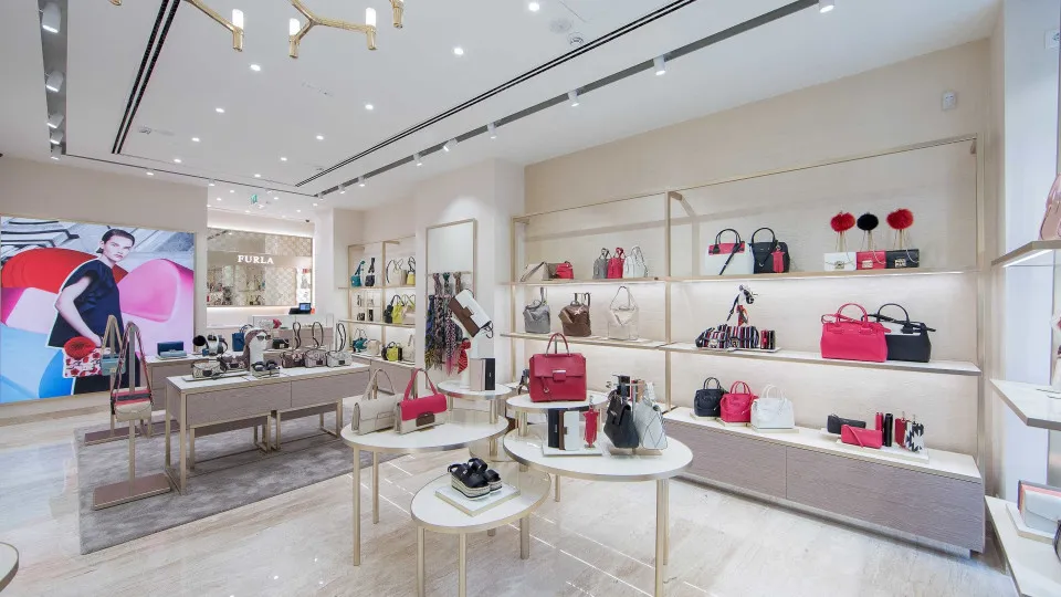 Furla aposta em novo conceito de loja na flagship da Avenida da Liberdade