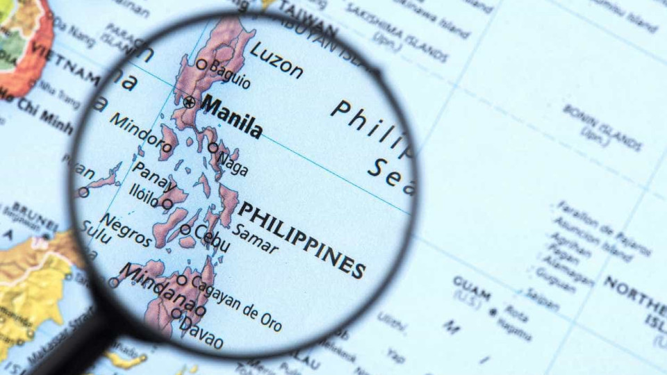 China disparou canhões de água contra barcos filipinos, acusam Filipinas