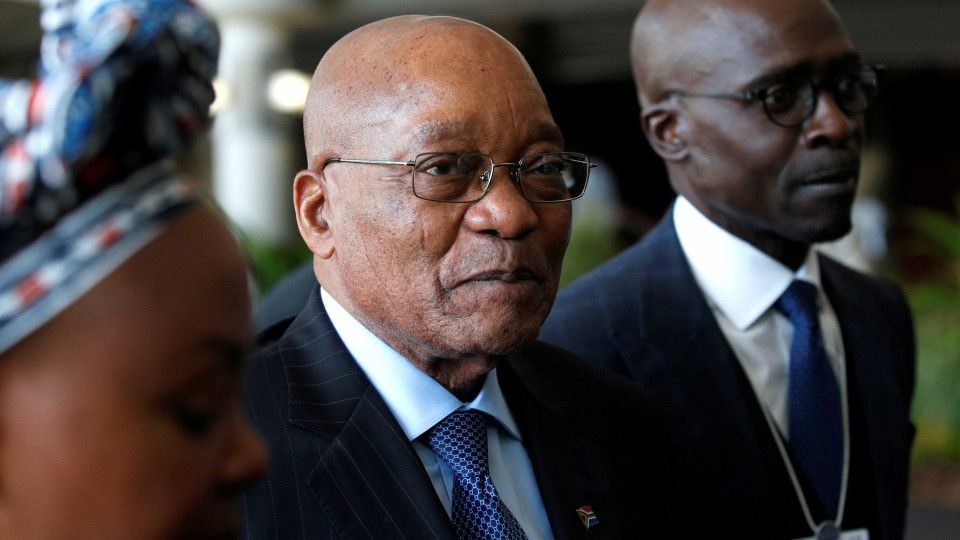 Polícia sul africana realiza buscas a empresários ligados a Jacob Zuma