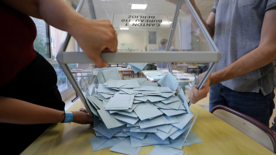 França. Municipais podem ter 15 mil candidatos de origem portuguesa