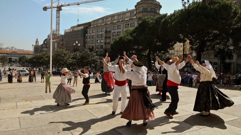 Do fado ao pimba, as campanhas também se fazem com canções