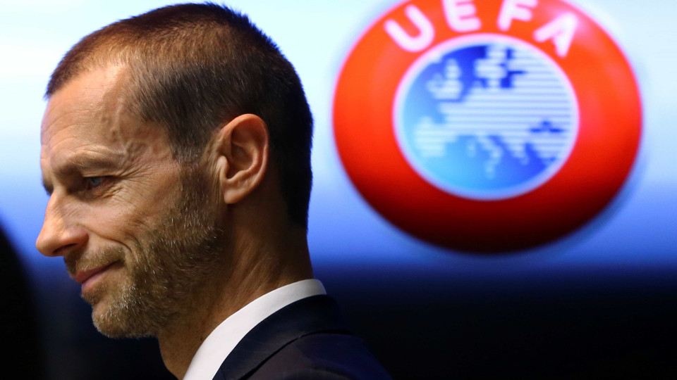 UEFA: Cada Federação vai decidir o campeão mas... há tempo limite