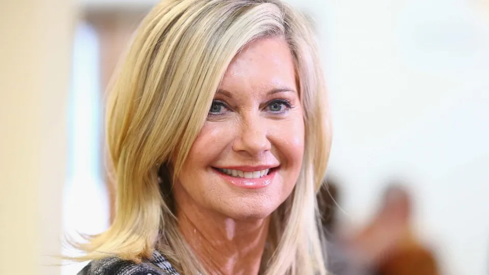 Olivia Newton sobre cancro: "Sem esta experiência não teria crescido"