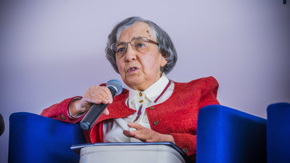 Morreu Teodora Cardoso, a 1.ª presidente do Conselho de Finanças Públicas