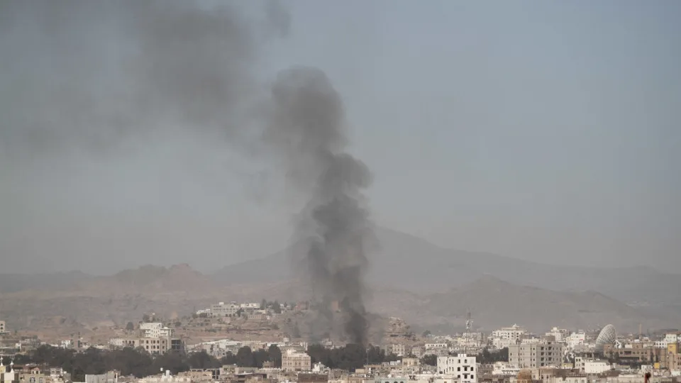 Bombardeamento Iémen
