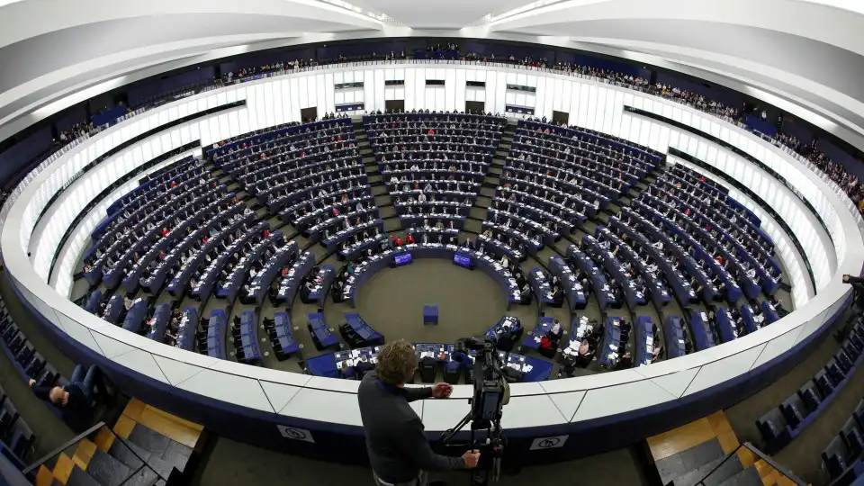 Sessão do Parlamento Europeu marcada por Médio Oriente. Órban discursa