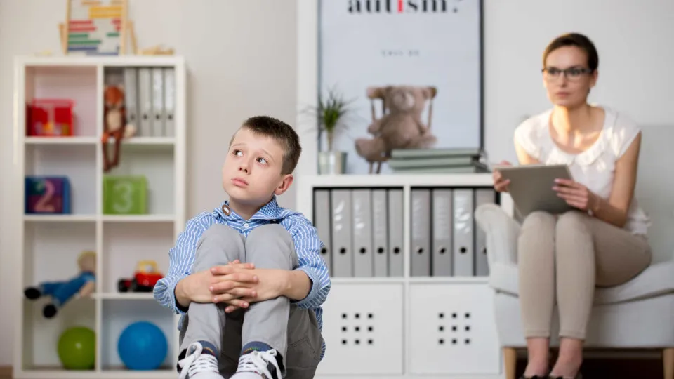 Dificuldade de relacionamento pode ser sinal de Asperger