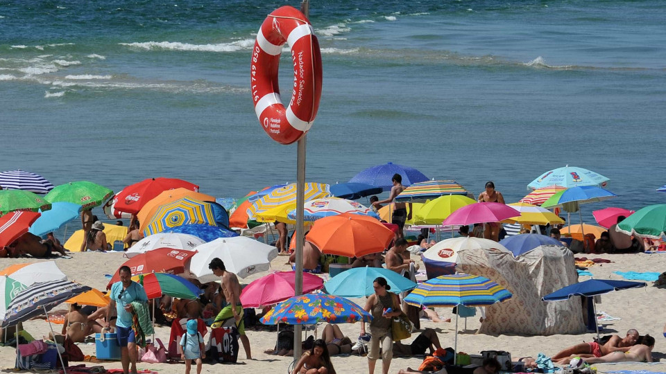 Estão aprovadas para banhos este ano 640 praias, mais do que em 2017