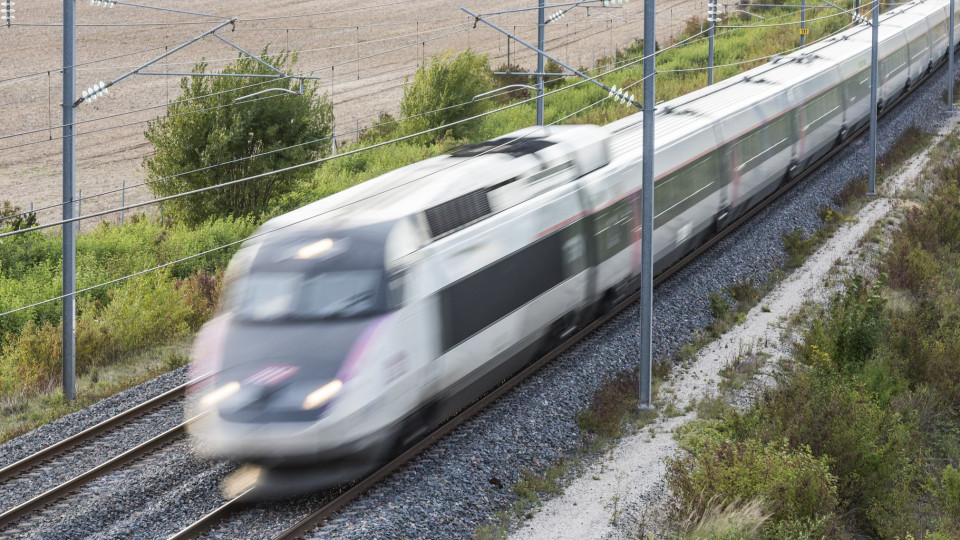 Termina hoje o prazo para empresas concorrerem ao primeiro troço do TGV