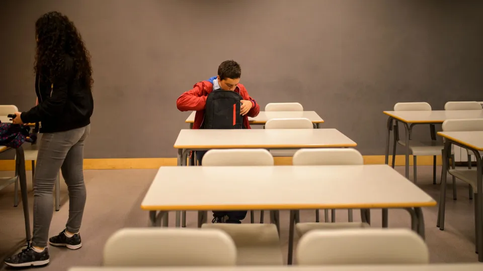 Pais acreditam que fecho de escolas caso a caso é a melhor decisão